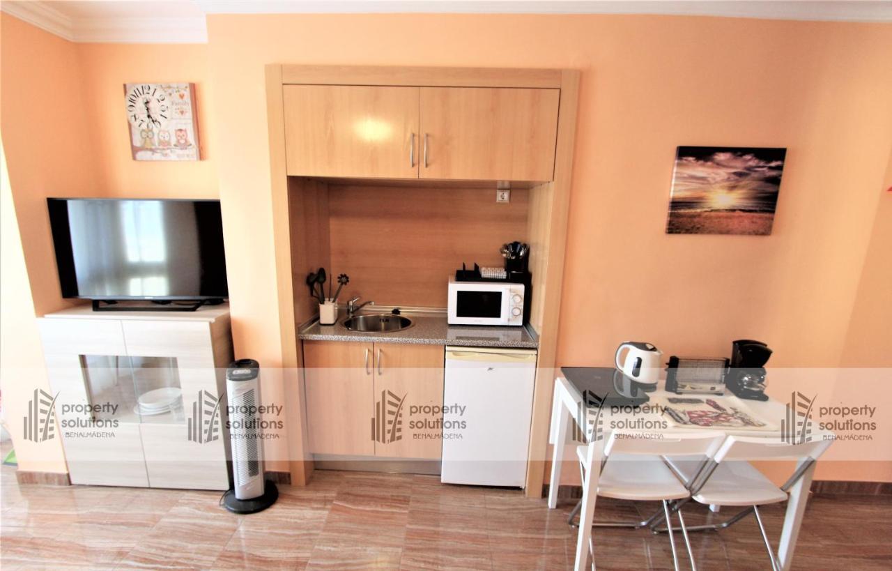 Playamar - Apartamento Copenhague - A 50 Metros De La Playa - Piscina Y Parking Gratis Apartment Торемолинос Екстериор снимка